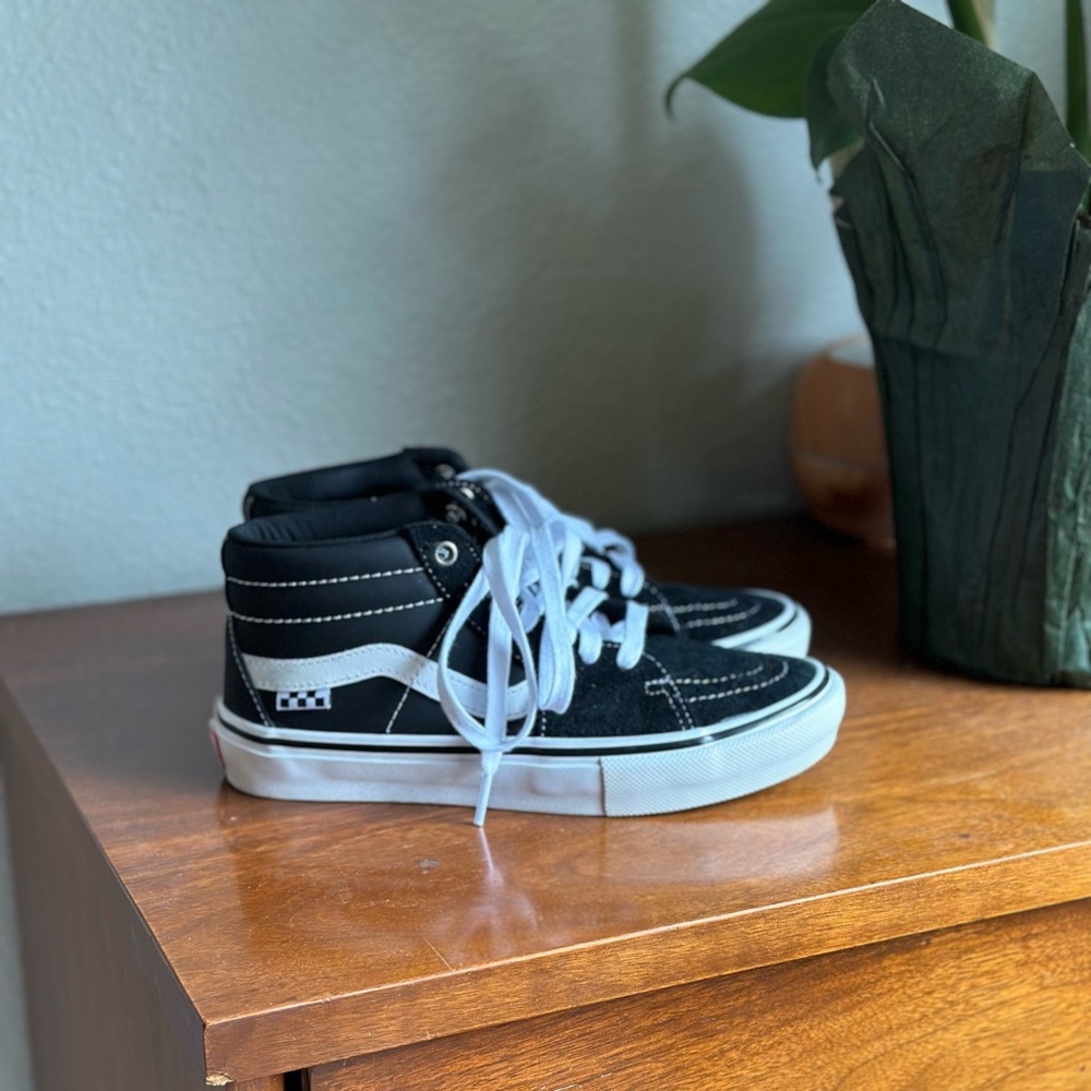 High Top Vans - Picture 3 of 8